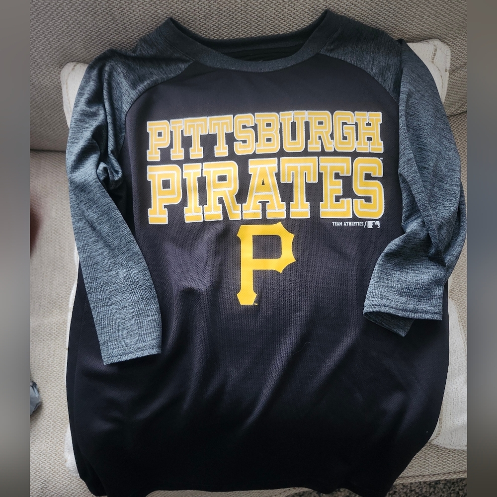 Genuine Merchandise Pittsburgh Pirates Kids Long Sleeve Shirt - Black and Gray